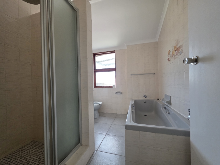 5 Bedroom Property for Sale in Bayview Western Cape